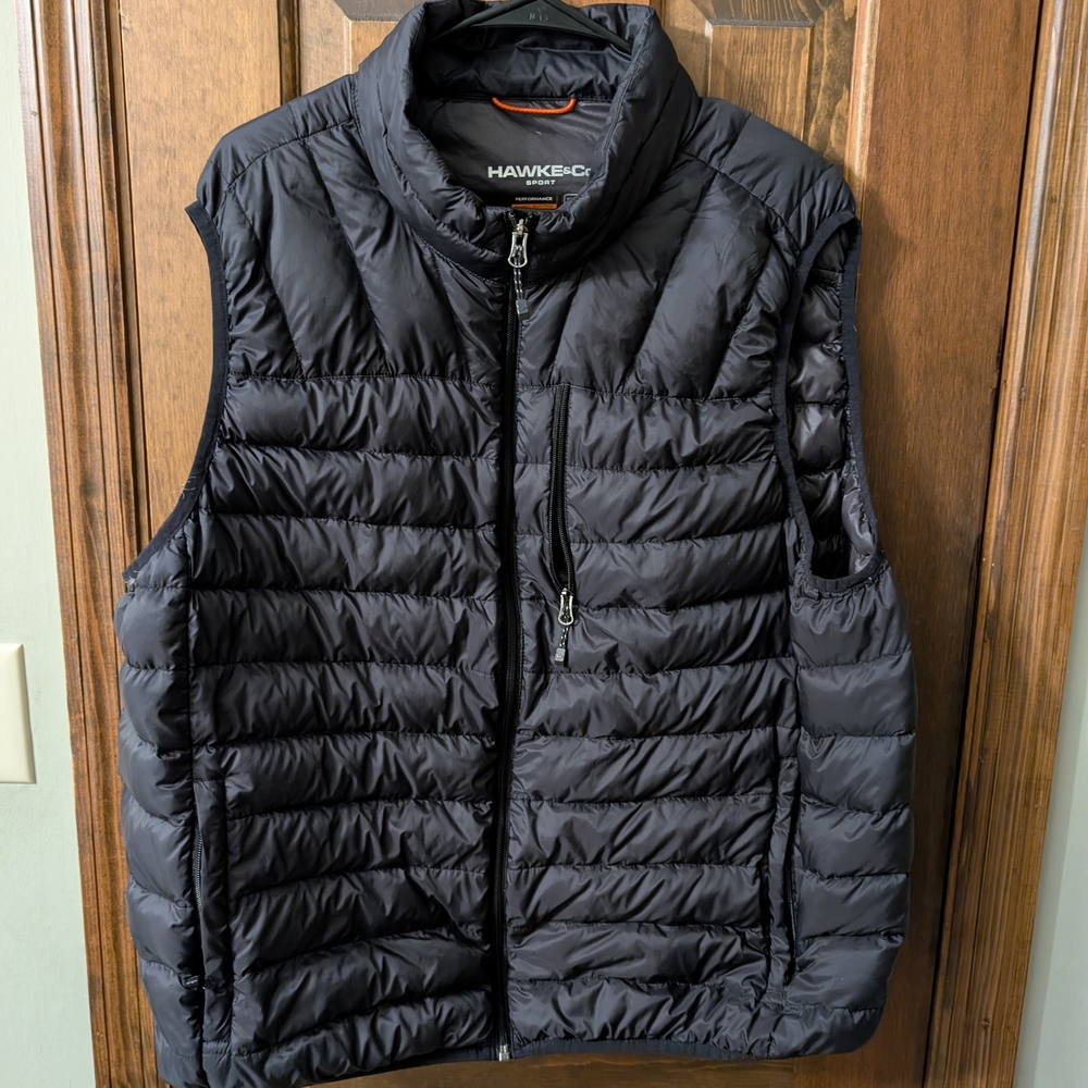 Hawke & Co Men's Black Puffer Vest